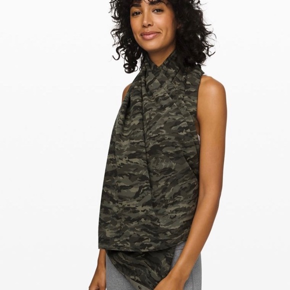 LAST ONE: Lululemon Camo Vinyasa Scarf - Picture 8 of 11